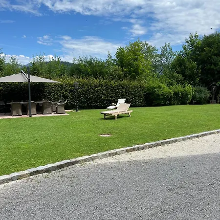 Hétvégi ház Stilvolle Wohlfuehlzimmer Im Salzkammergut Strobl