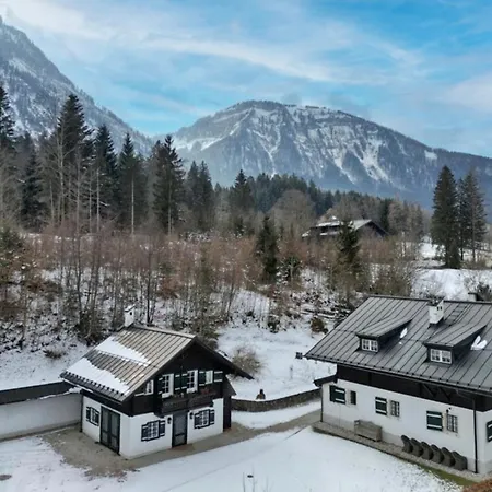 Stilvolle Wohlfuehlzimmer Im Salzkammergut * Strobl