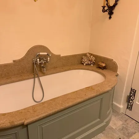 Stilvolle Wohlfuehlzimmer Im Salzkammergut *